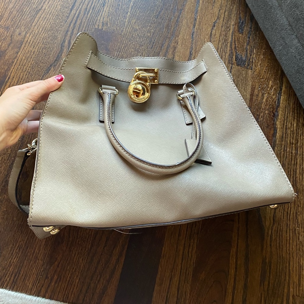 Michael Kors Saffiano Grey-Beige Bag